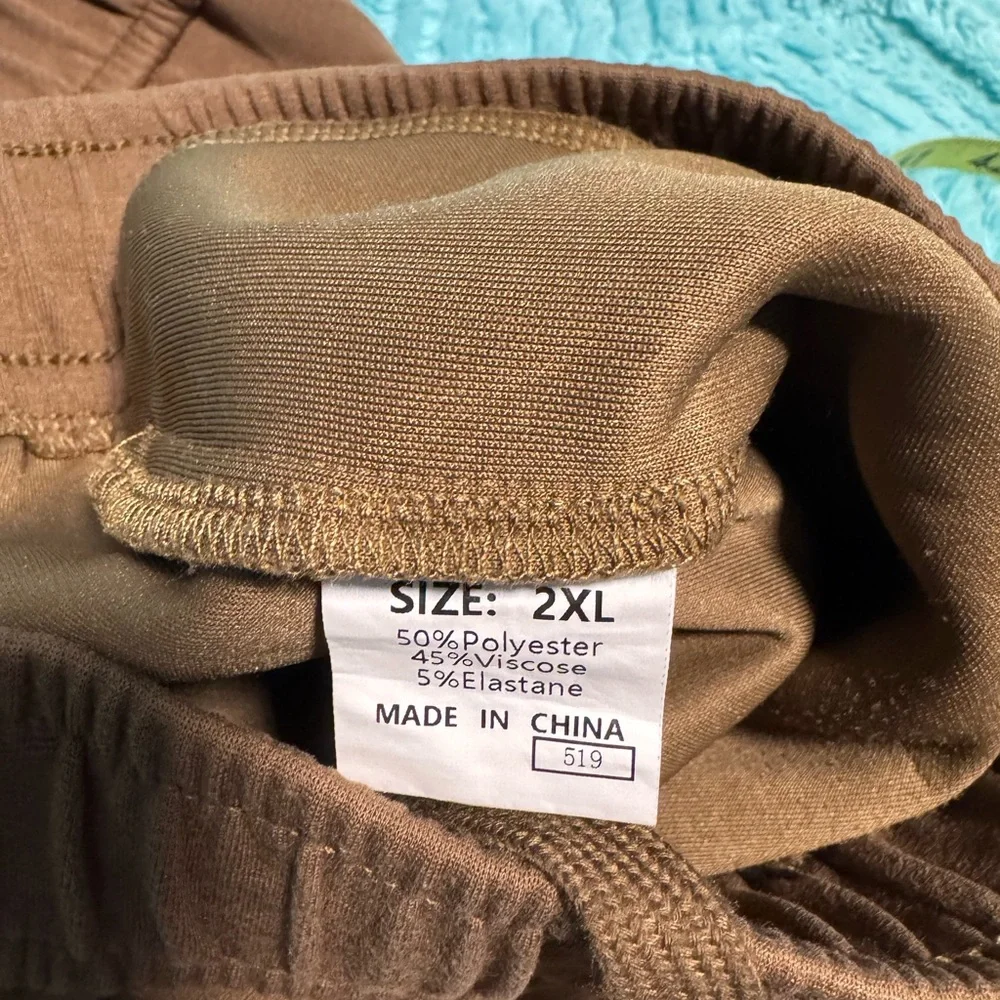 EVALESS Two Piece Women Lounge Set in Coffee 2X - Picture 11 of 16